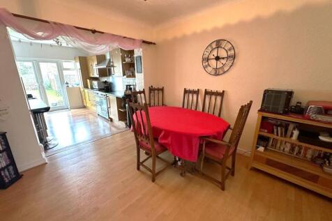 Dining Room.jpg