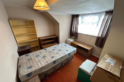 Bedroom 3.jpg
