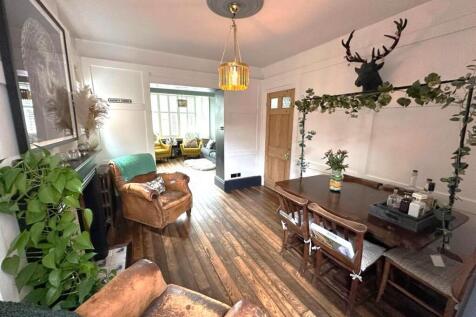 Dining Room to Living Room.jpg