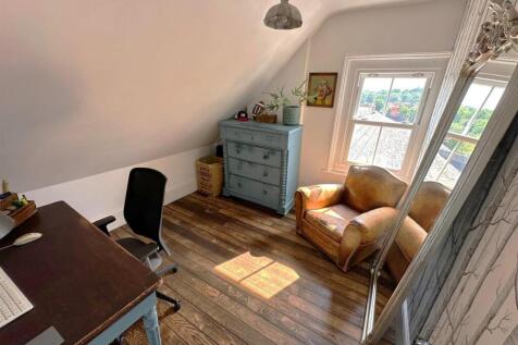 Bedroom 4 or Study.jpg