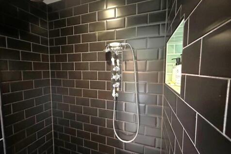 Tiled Shower.jpg