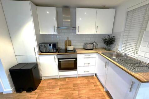 Fitted Kitchen.jpg