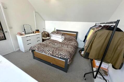Bedroom.jpg