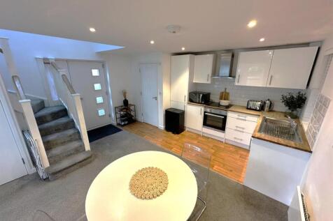View to Kitchen.jpg