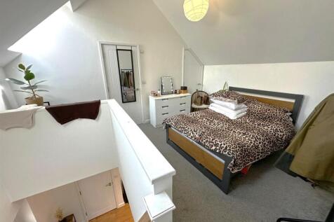 Staircase Bedroom.jpg