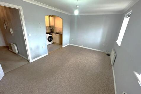 Living Room 2.jpg
