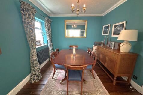 Dining Room 2.jpg