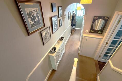 Hallway.jpg