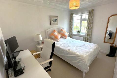 Bedroom 3.jpg
