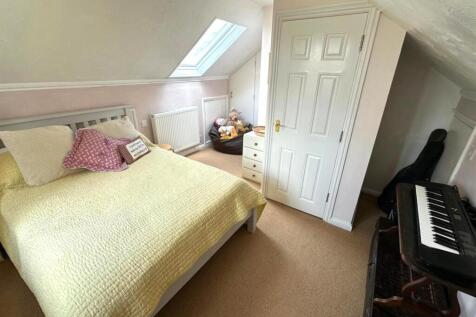 2nd Floor Bonus Room.jpg