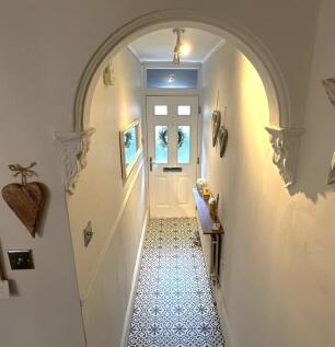 Hallway.jpg
