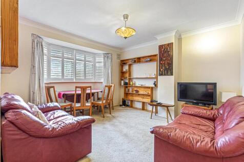 BEDROOM ROOM