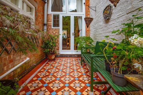 PATIO AREA