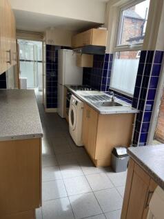 thumbnail_IMG_5016 Kitchen 2 pixel reduction.jpg