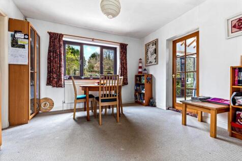 BREAKFAST ROOM