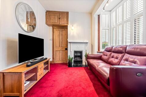 SNUG ROOM