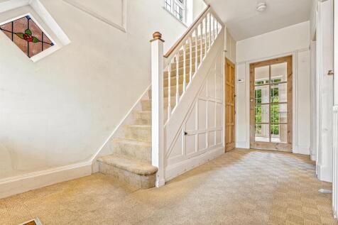 ENTRANCE HALLWAY