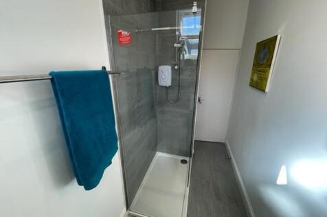 Shower 2.jpg