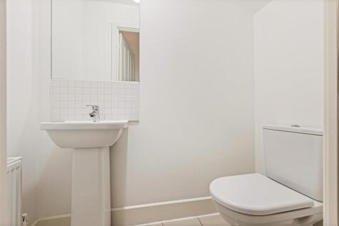 DOWNSTAIRS CLOAKROOM