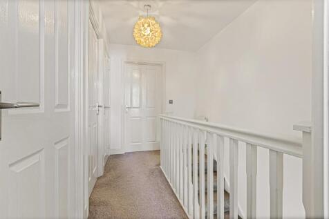 SECOND FLOOR LANDING