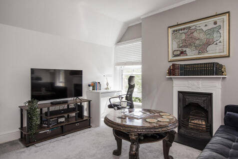 lounge 3