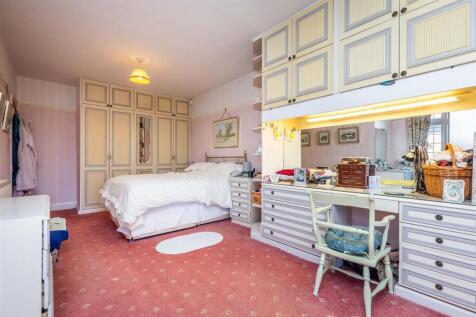 Northcote House, 45, Bingham Road Radcliffe-On-Tre