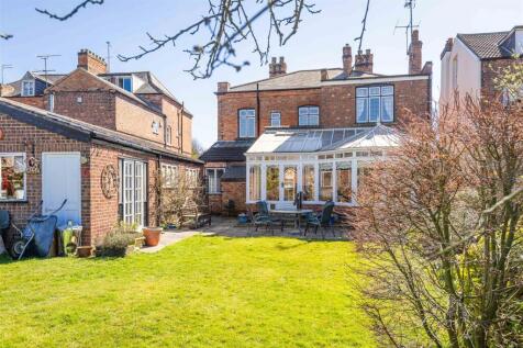 Northcote House, 45, Bingham Road Radcliffe-On-Tre