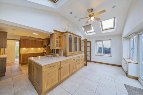 Kitchen/Conservatory