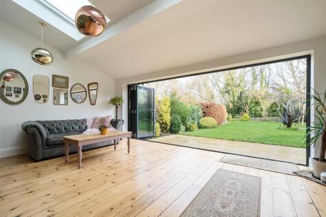 Dining/Garden Room