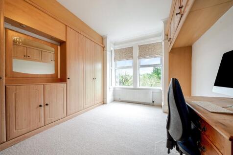 Dressing Bedroom