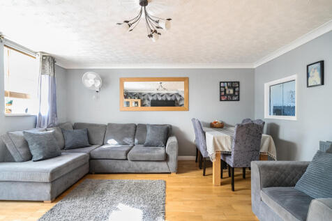 Sitting Dining Room
