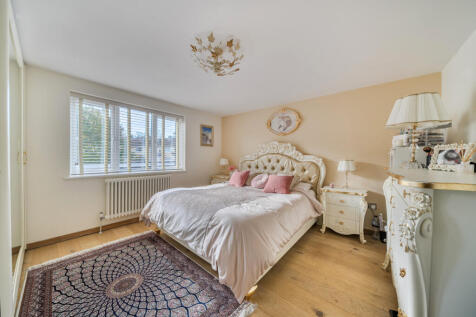 1373159-12-68ff51...