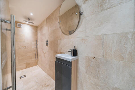 1373159-22-68ff51...