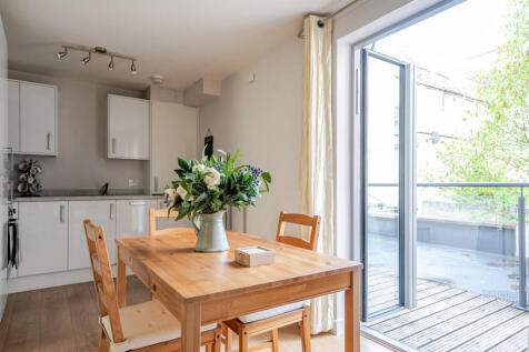 Dining/Kitchen