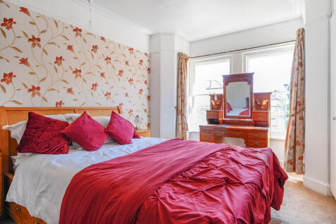 1346868-18-68bedb...