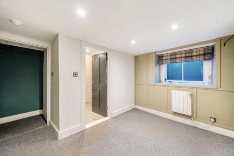 1382535-16-691b18...