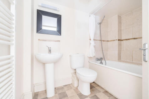 1364183-5-68e62b3...