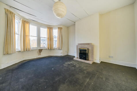 1369400-8-68ff9fa...