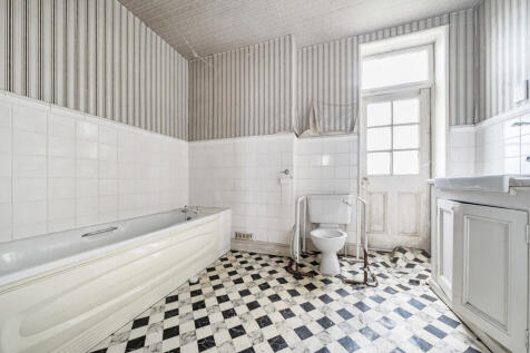 1369400-14-68ff9f...