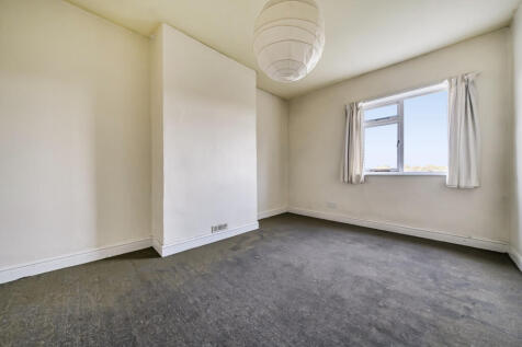 1369400-2-68ff9f1...