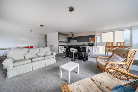 1385800-1-69271bb...