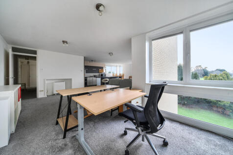 1385800-9-69271ca...