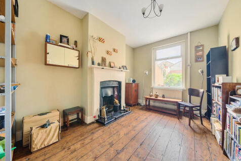 1328431-11-688093...