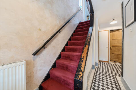 1304047-14-683ef5...