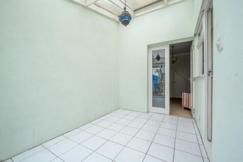 1311026-8-68552bb...