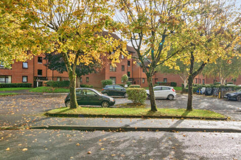 1370677-3-68f6380...