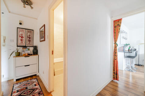 1370677-14-68f638...