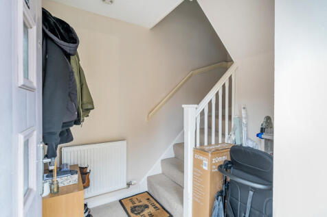 1372083-3-68fa503...