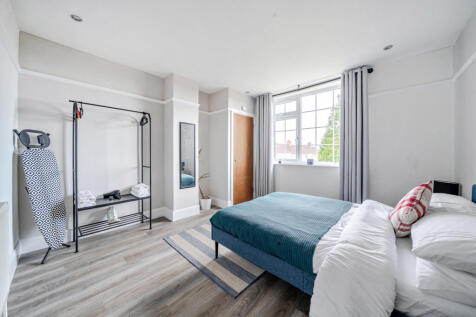 1372724-15-68fb6c...