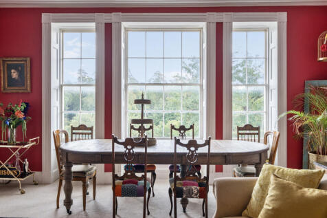 1357531-12-68d403...